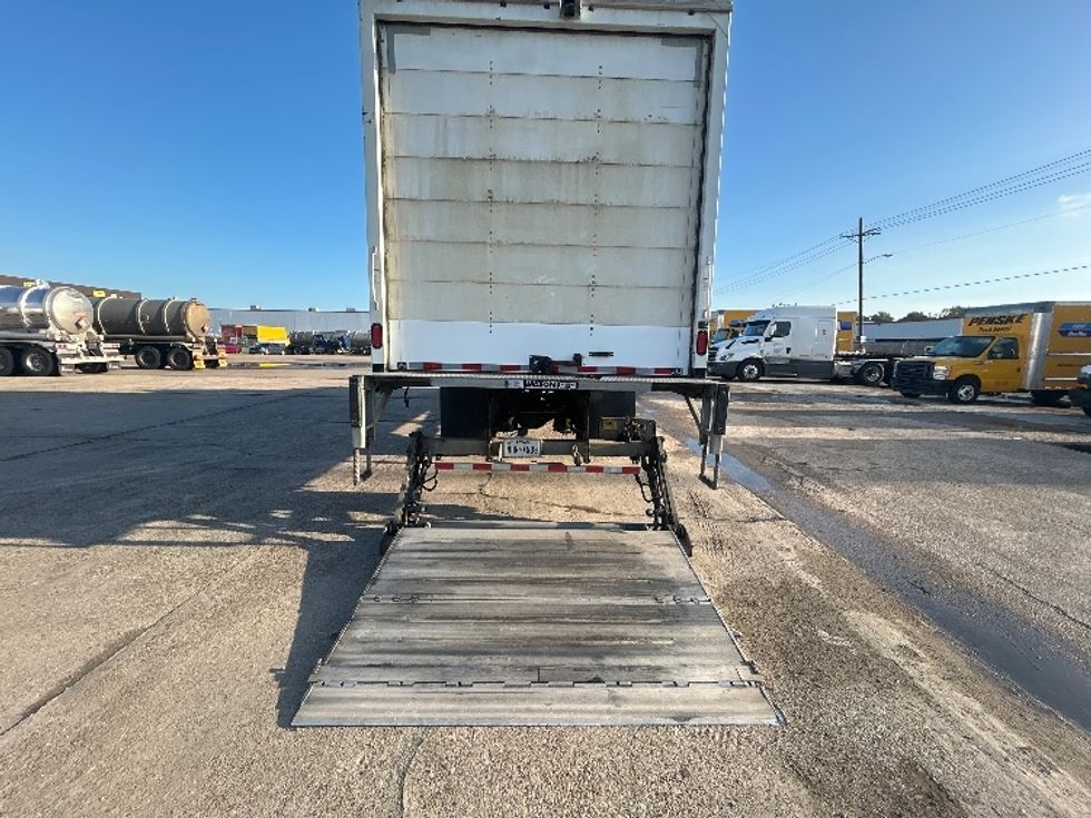 Medium Duty Box Truck-Light and Medium Duty Trucks-International-2020-MV607-Beaumont-TX-264,816\n\t\tmiles-$ 38,000 - Image 9