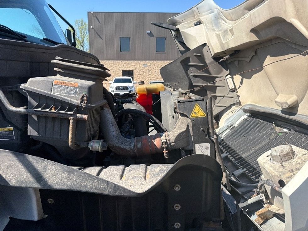 Medium Duty Box Truck-Light and Medium Duty Trucks-International-2020-MV607-Belcamp-MD-254,906\n\t\tmiles-$ 45,750 - Image 23