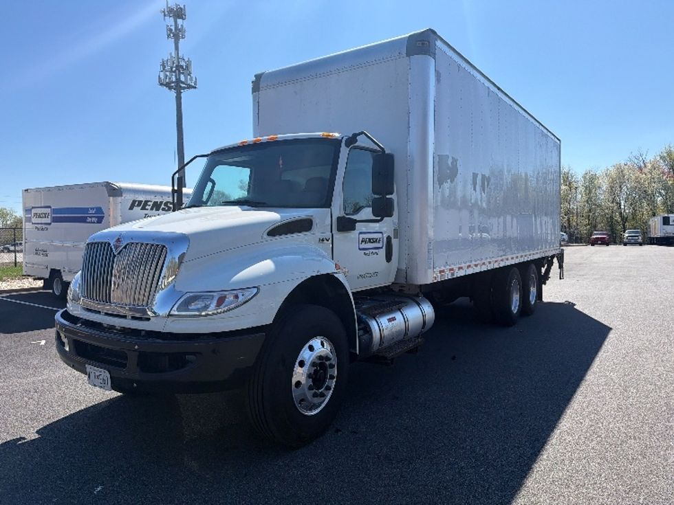 Medium Duty Box Truck-Light and Medium Duty Trucks-International-2020-MV607-Belcamp-MD-254,906\n\t\tmiles-$ 45,750 - Image 3
