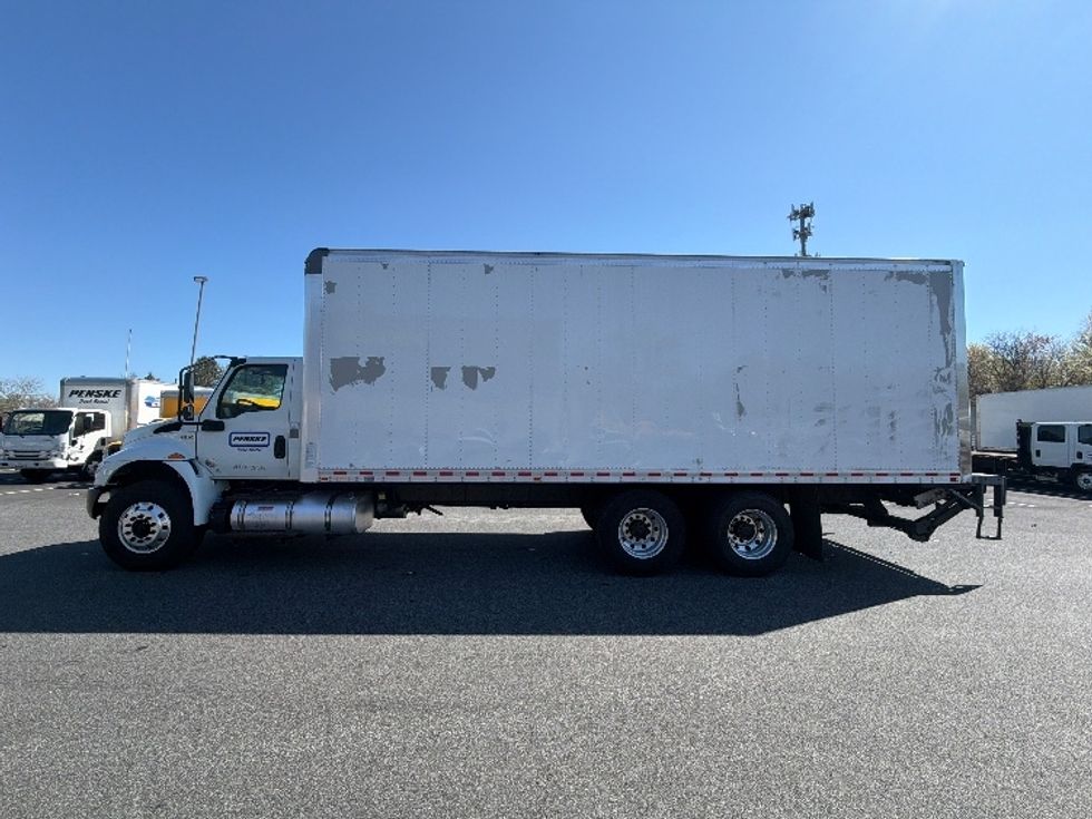 Medium Duty Box Truck-Light and Medium Duty Trucks-International-2020-MV607-Belcamp-MD-254,906\n\t\tmiles-$ 45,750 - Image 4