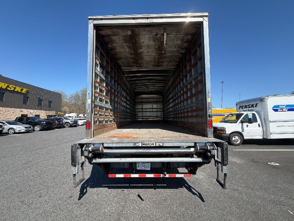 Medium Duty Box Truck-Light and Medium Duty Trucks-International-2020-MV607-Belcamp-MD-254,906\n\t\tmiles-$ 45,750 - Image 8