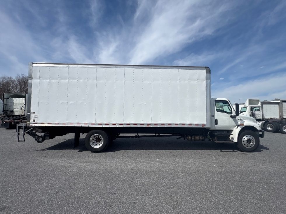 Medium Duty Box Truck-Light and Medium Duty Trucks-International-2020-MV607-Belcamp-MD-261,614\n\t\tmiles-$ 24,750 - Image 15
