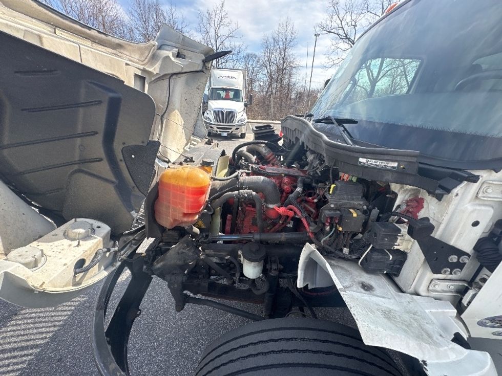 Medium Duty Box Truck-Light and Medium Duty Trucks-International-2020-MV607-Belcamp-MD-261,614\n\t\tmiles-$ 24,750 - Image 24