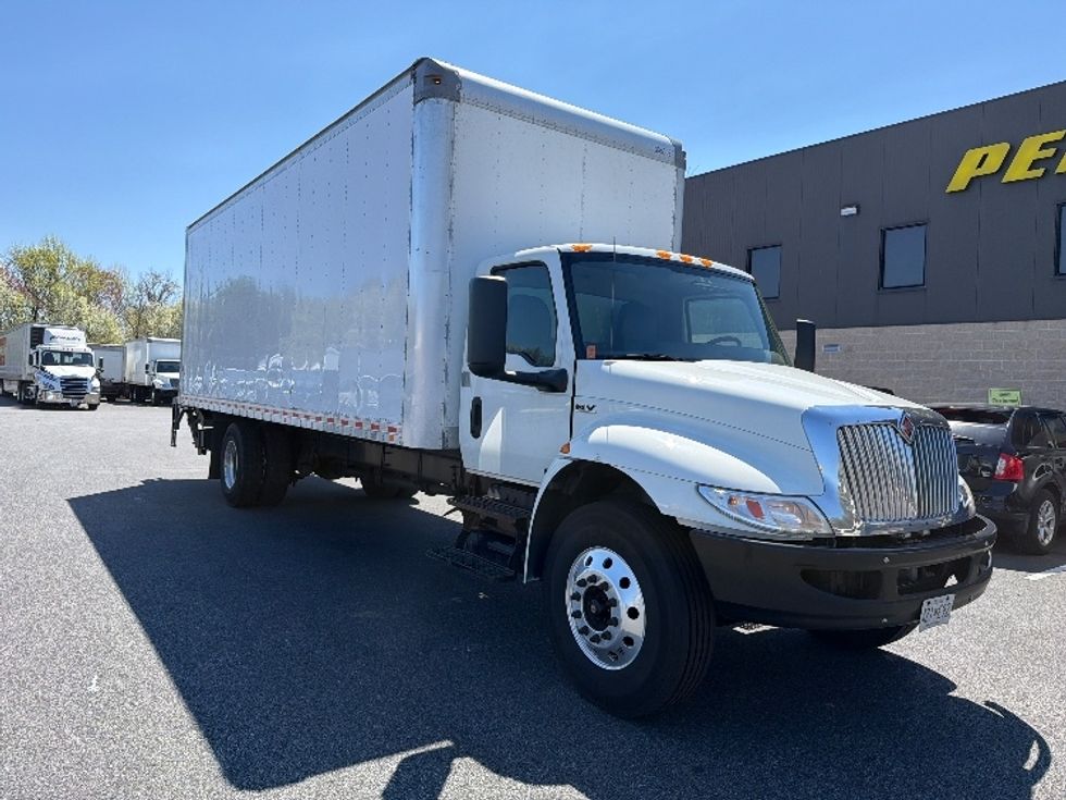 Medium Duty Box Truck-Light and Medium Duty Trucks-International-2020-MV607-Belcamp-MD-314,024\n\t\tmiles-$ 21,750 - Image 1