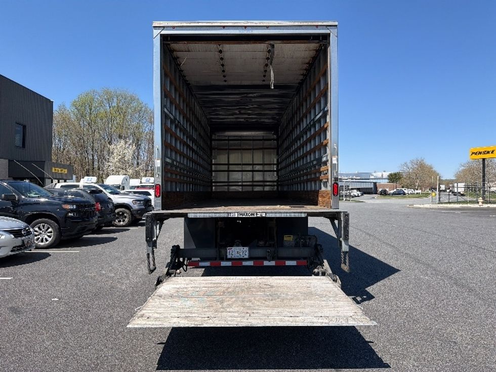 Medium Duty Box Truck-Light and Medium Duty Trucks-International-2020-MV607-Belcamp-MD-314,024\n\t\tmiles-$ 21,750 - Image 10
