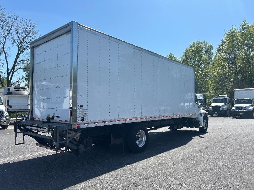 Medium Duty Box Truck-Light and Medium Duty Trucks-International-2020-MV607-Belcamp-MD-324,866\n\t\tmiles-$ 20,500 - Image 13