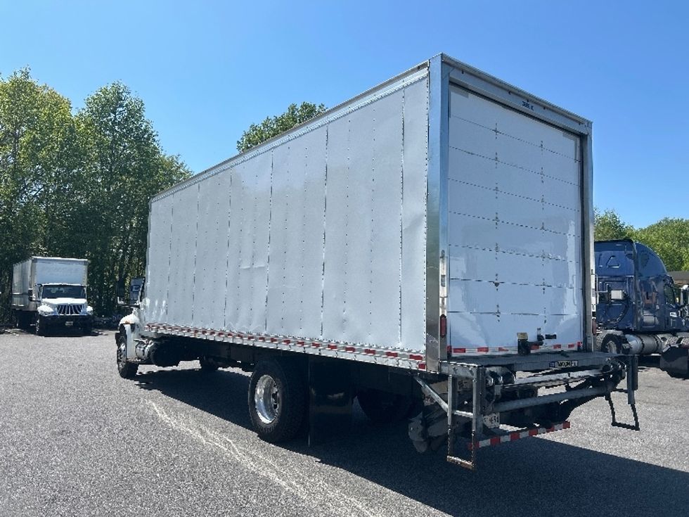 Medium Duty Box Truck-Light and Medium Duty Trucks-International-2020-MV607-Belcamp-MD-324,866\n\t\tmiles-$ 20,500 - Image 6