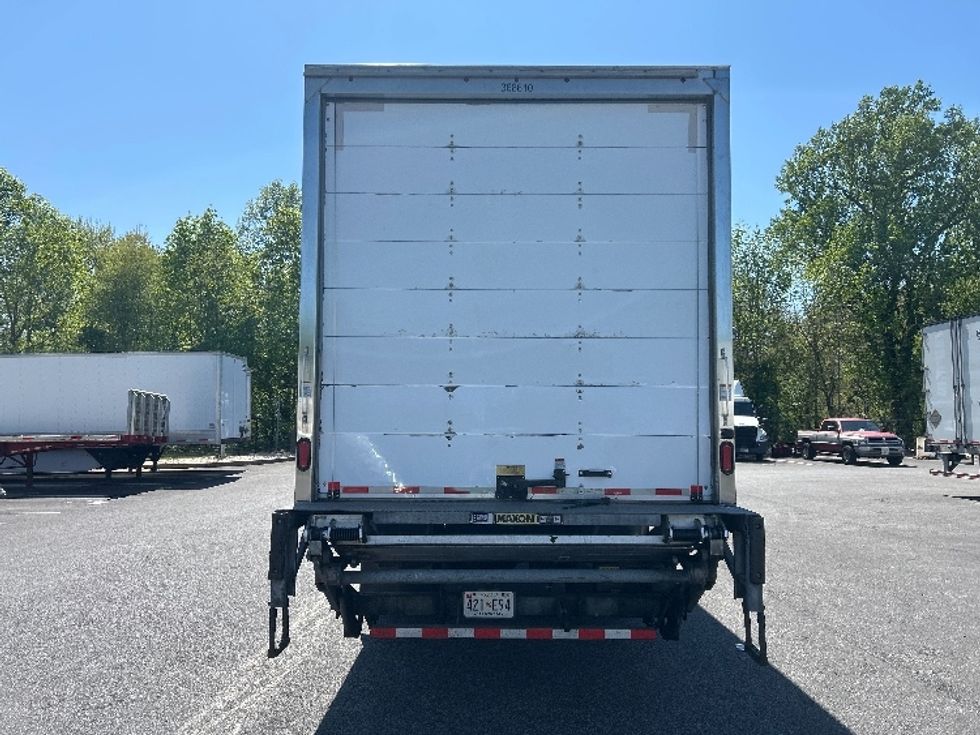 Medium Duty Box Truck-Light and Medium Duty Trucks-International-2020-MV607-Belcamp-MD-324,866\n\t\tmiles-$ 20,500 - Image 7