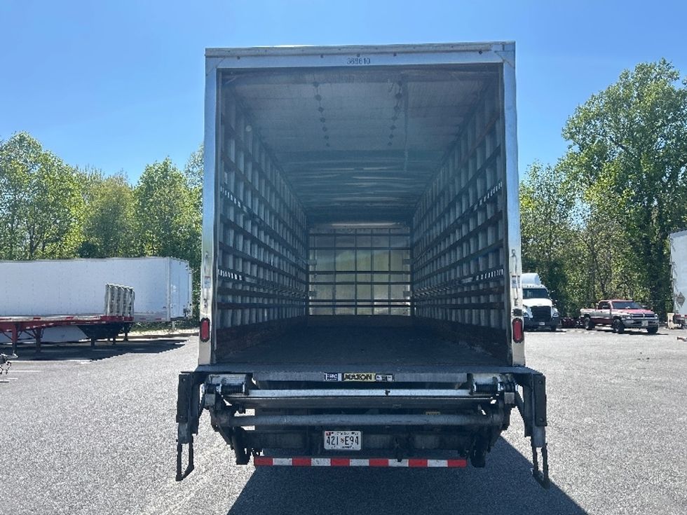 Medium Duty Box Truck-Light and Medium Duty Trucks-International-2020-MV607-Belcamp-MD-324,866\n\t\tmiles-$ 20,500 - Image 8
