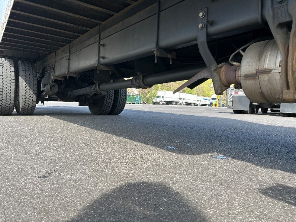 Medium Duty Box Truck-Light and Medium Duty Trucks-International-2020-MV607-Belcamp-MD-333,312\n\t\tmiles-$ 22,250 - Image 14