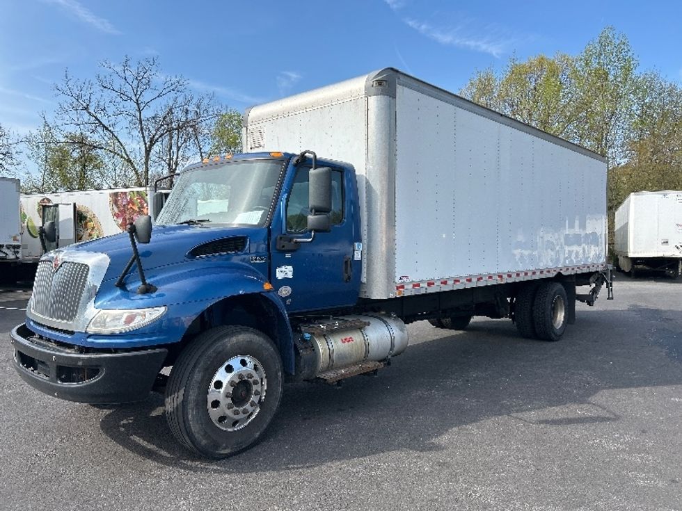 Medium Duty Box Truck-Light and Medium Duty Trucks-International-2020-MV607-Belcamp-MD-333,312\n\t\tmiles-$ 22,250 - Image 3