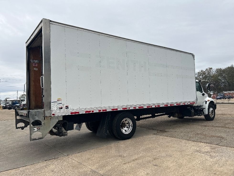 Medium Duty Box Truck-Light and Medium Duty Trucks-International-2020-MV607-Belden-MS-233,148\n\t\tmiles-$ 38,000 - Image 13