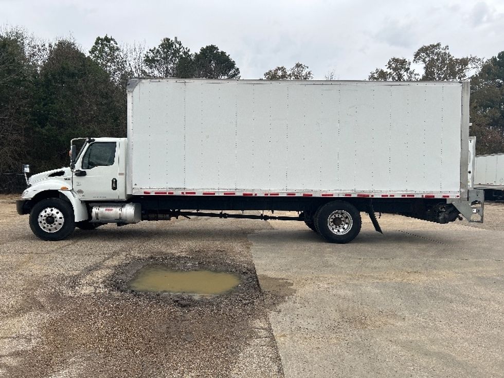 Medium Duty Box Truck-Light and Medium Duty Trucks-International-2020-MV607-Belden-MS-233,148\n\t\tmiles-$ 38,000 - Image 4