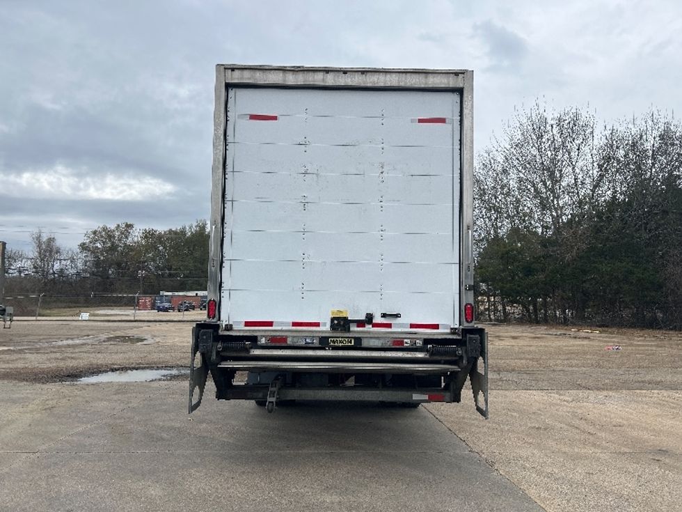 Medium Duty Box Truck-Light and Medium Duty Trucks-International-2020-MV607-Belden-MS-233,148\n\t\tmiles-$ 38,000 - Image 7