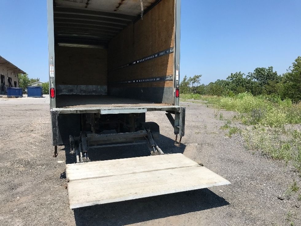 Medium Duty Box Truck-Light and Medium Duty Trucks-International-2020-MV607-Belleville-ON-298,093\n\t\tkm-$ 52,500 - Image 9