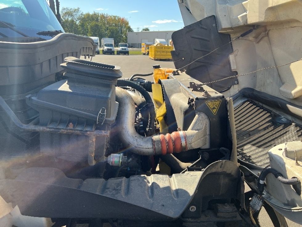Medium Duty Box Truck-Light and Medium Duty Trucks-International-2020-MV607-Bensalem-PA-191,301\n\t\tmiles-$ 46,250 - Image 23