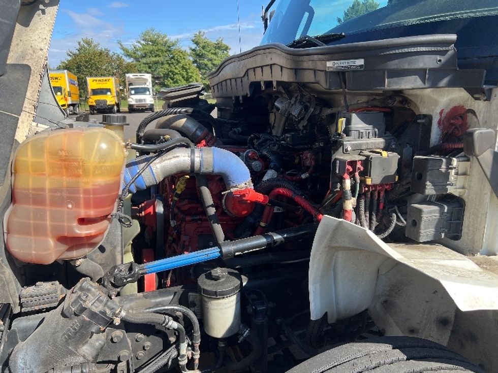 Medium Duty Box Truck-Light and Medium Duty Trucks-International-2020-MV607-Bensalem-PA-191,301\n\t\tmiles-$ 46,250 - Image 24