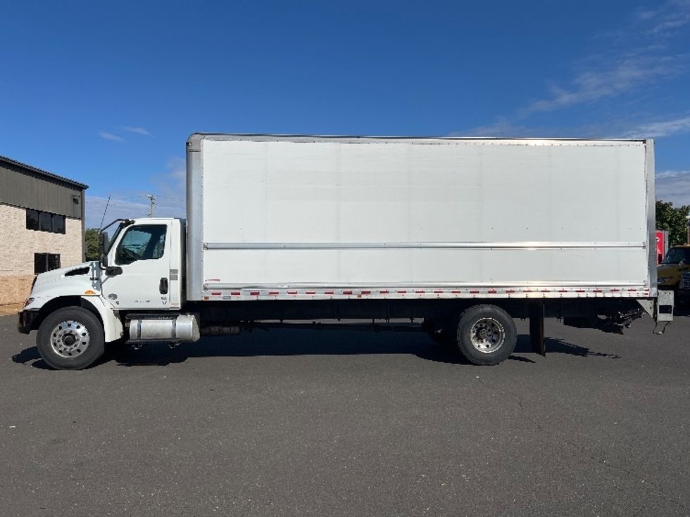 Medium Duty Box Truck-Light and Medium Duty Trucks-International-2020-MV607-Bensalem-PA-191,301\n\t\tmiles-$ 46,250 - Image 4