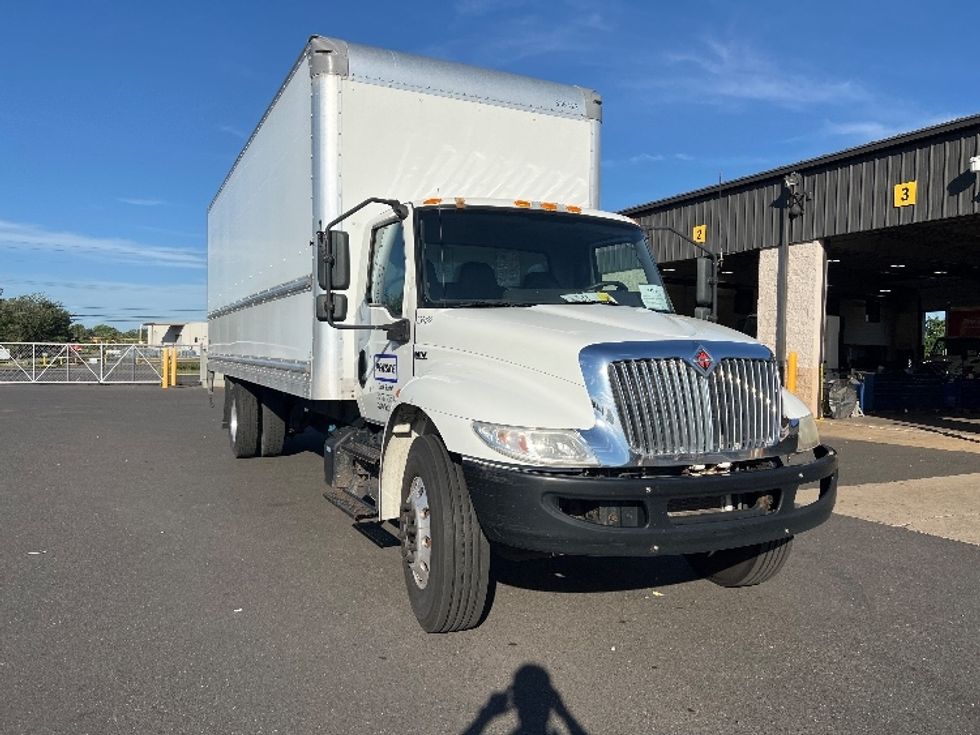 Medium Duty Box Truck-Light and Medium Duty Trucks-International-2020-MV607-Bensalem-PA-283,568\n\t\tmiles-$ 35,000 - Image 1