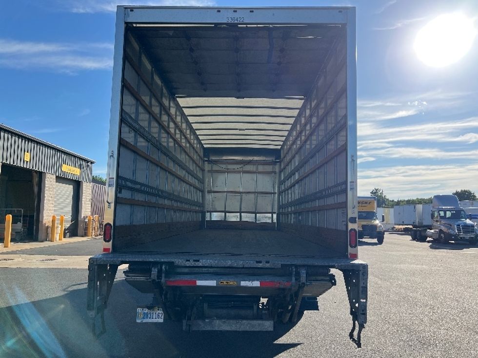 Medium Duty Box Truck-Light and Medium Duty Trucks-International-2020-MV607-Bensalem-PA-283,568\n\t\tmiles-$ 35,000 - Image 8