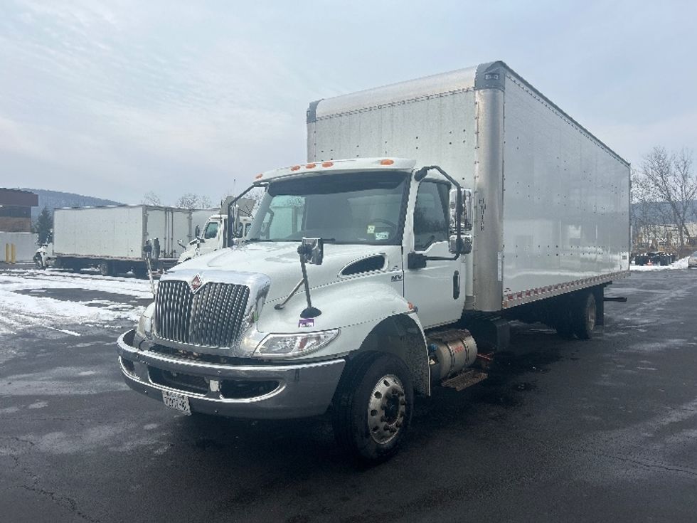 Medium Duty Box Truck-Light and Medium Duty Trucks-International-2020-MV607-Binghamton-NY-172,880\n\t\tmiles-$ 40,750 - Image 3