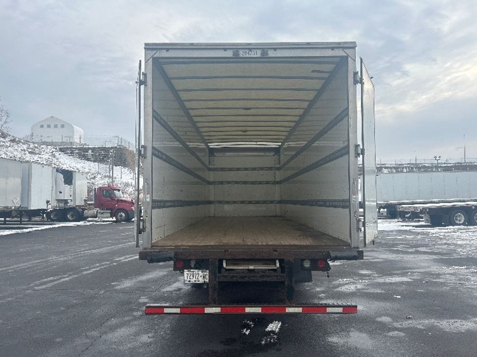 Medium Duty Box Truck-Light and Medium Duty Trucks-International-2020-MV607-Binghamton-NY-172,880\n\t\tmiles-$ 40,750 - Image 8
