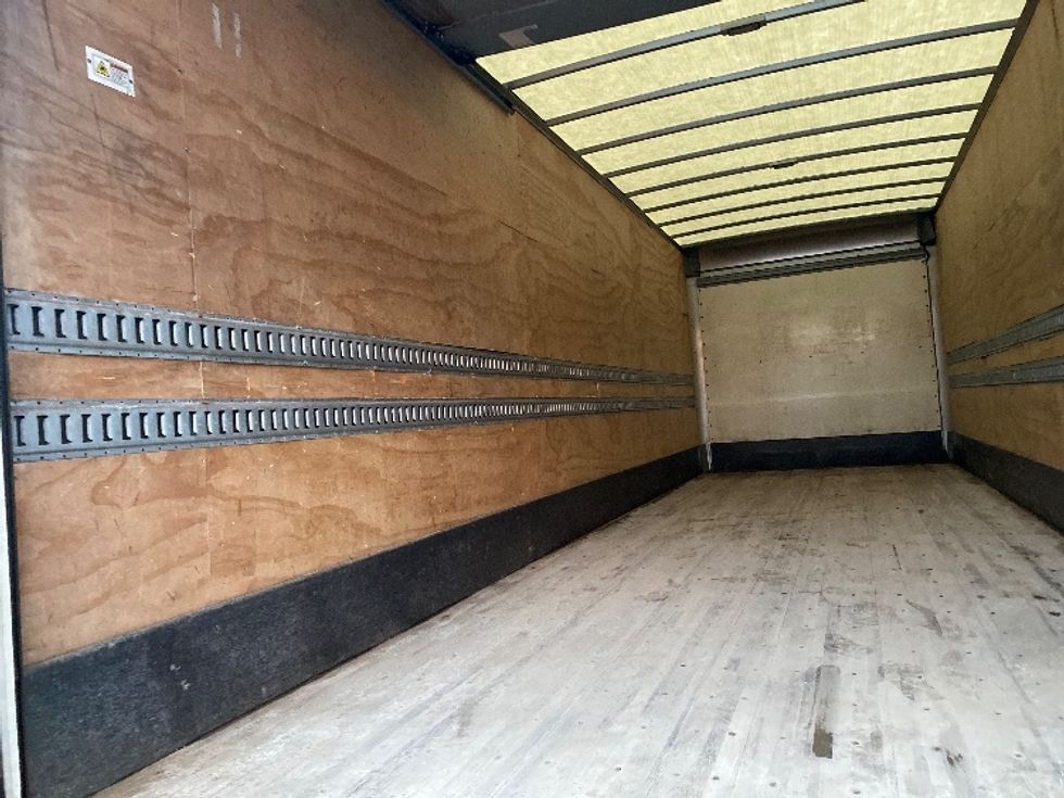 Medium Duty Box Truck-Light and Medium Duty Trucks-International-2020-MV607-Binghamton-NY-256,562\n\t\tmiles-$ 37,000 - Image 11