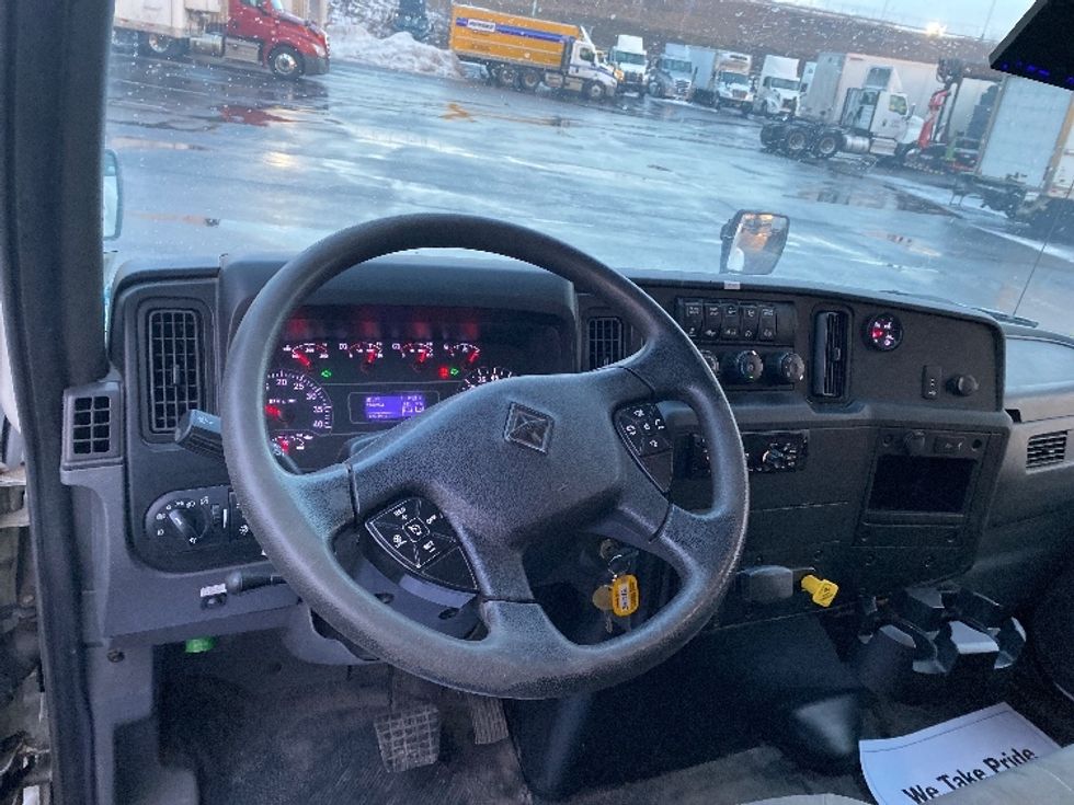 Medium Duty Box Truck-Light and Medium Duty Trucks-International-2020-MV607-Binghamton-NY-256,562\n\t\tmiles-$ 37,000 - Image 17