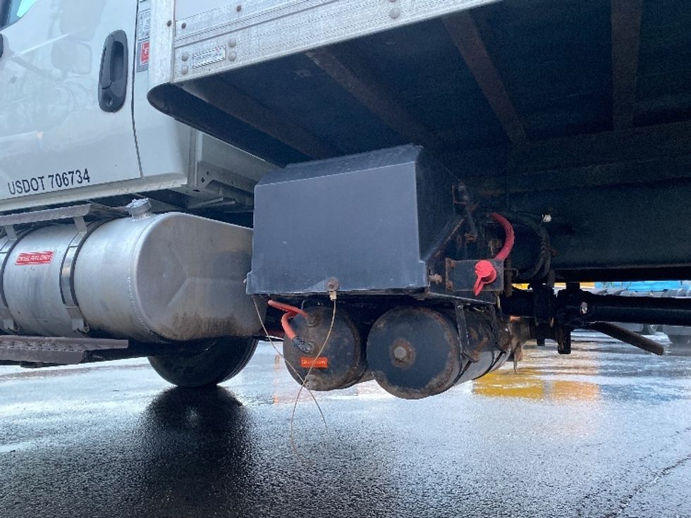 Medium Duty Box Truck-Light and Medium Duty Trucks-International-2020-MV607-Binghamton-NY-256,562\n\t\tmiles-$ 37,000 - Image 25