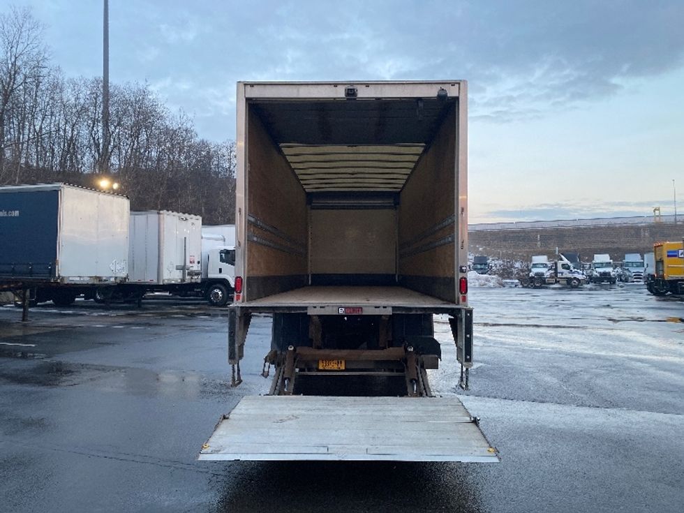 Medium Duty Box Truck-Light and Medium Duty Trucks-International-2020-MV607-Binghamton-NY-256,562\n\t\tmiles-$ 37,000 - Image 9
