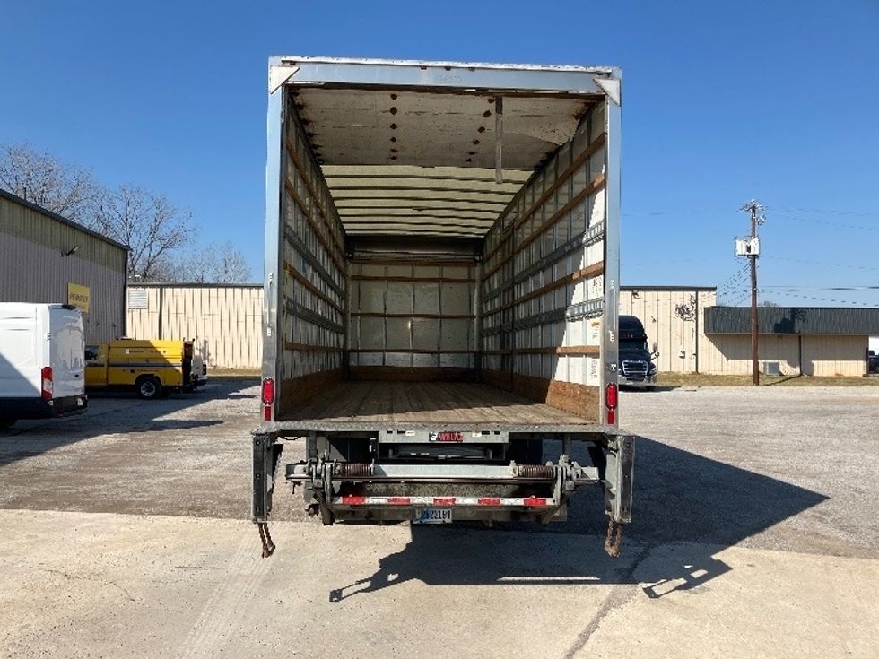 Medium Duty Box Truck-Light and Medium Duty Trucks-International-2020-MV607-Birmingham-AL-139,470\n\t\tmiles-$ 54,750 - Image 8