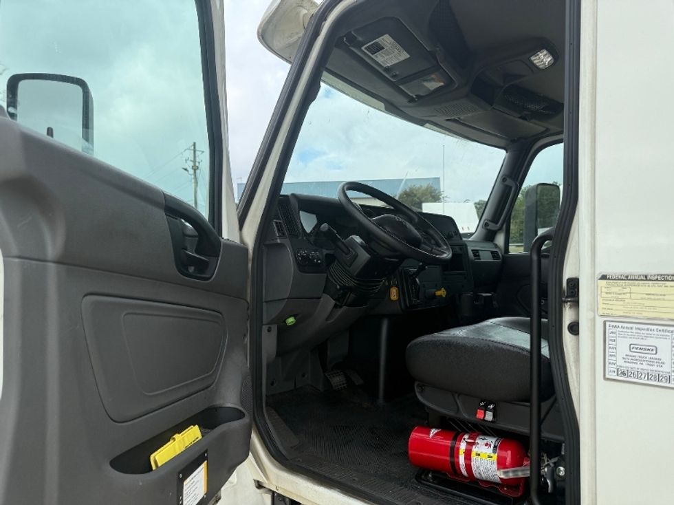 Medium Duty Box Truck-Light and Medium Duty Trucks-International-2020-MV607-Birmingham-AL-156,691\n\t\tmiles-$ 58,500 - Image 14