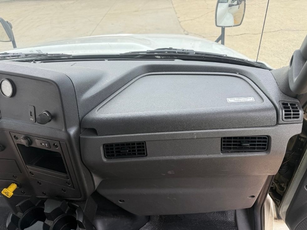 Medium Duty Box Truck-Light and Medium Duty Trucks-International-2020-MV607-Birmingham-AL-156,691\n\t\tmiles-$ 58,500 - Image 19