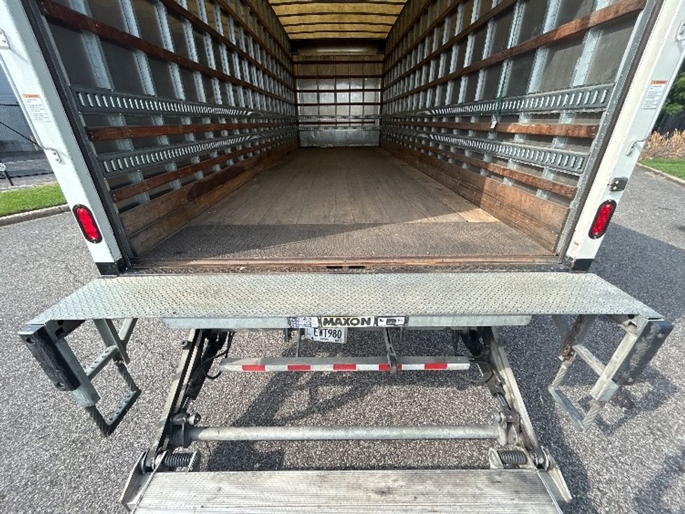 Medium Duty Box Truck-Light and Medium Duty Trucks-International-2020-MV607-Birmingham-AL-163,482\n\t\tmiles-$ 56,000 - Image 10