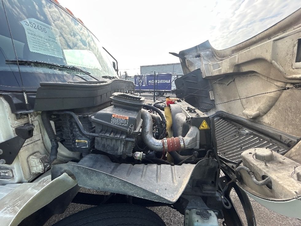 Medium Duty Box Truck-Light and Medium Duty Trucks-International-2020-MV607-Birmingham-AL-163,482\n\t\tmiles-$ 56,000 - Image 23