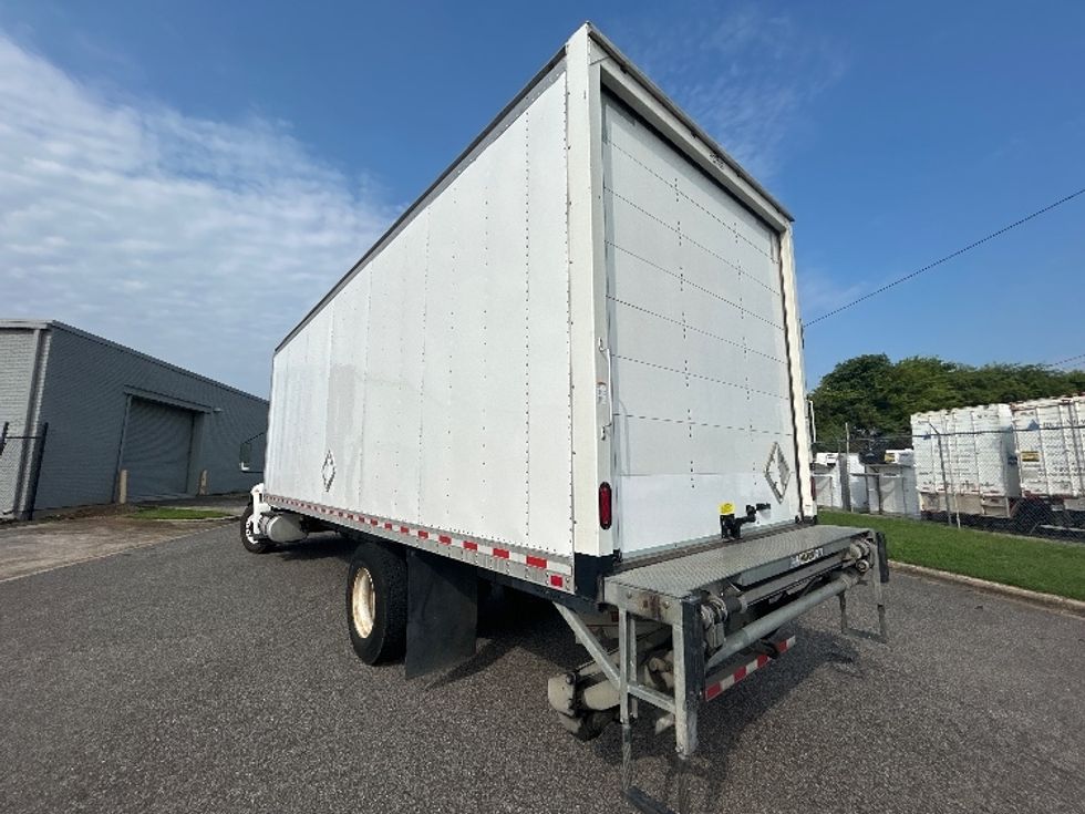 Medium Duty Box Truck-Light and Medium Duty Trucks-International-2020-MV607-Birmingham-AL-163,482\n\t\tmiles-$ 56,000 - Image 6