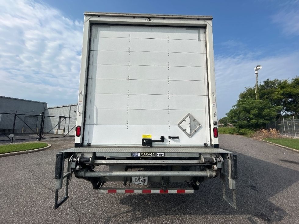 Medium Duty Box Truck-Light and Medium Duty Trucks-International-2020-MV607-Birmingham-AL-163,482\n\t\tmiles-$ 56,000 - Image 7