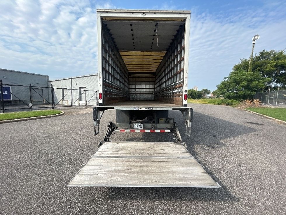 Medium Duty Box Truck-Light and Medium Duty Trucks-International-2020-MV607-Birmingham-AL-163,482\n\t\tmiles-$ 56,000 - Image 9