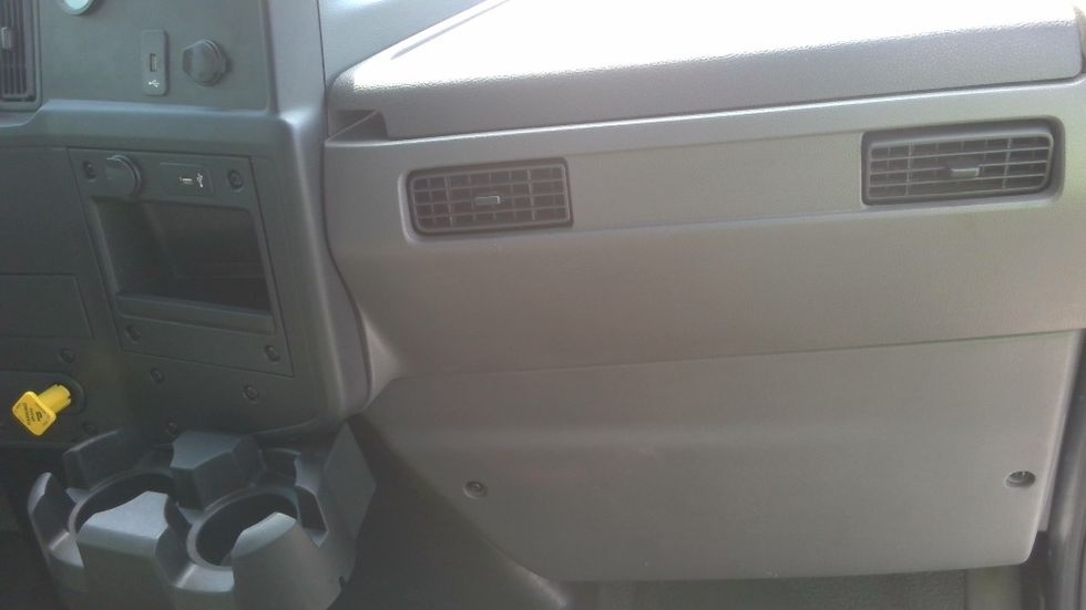 Medium Duty Box Truck-Light and Medium Duty Trucks-International-2020-MV607-Birmingham-AL-206,767\n\t\tmiles-$ 41,250 - Image 20