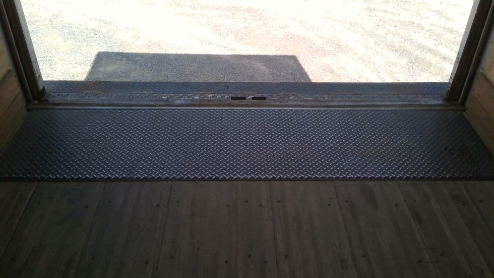 Medium Duty Box Truck-Light and Medium Duty Trucks-International-2020-MV607-Birmingham-AL-206,767\n\t\tmiles-$ 41,250 - Image 9