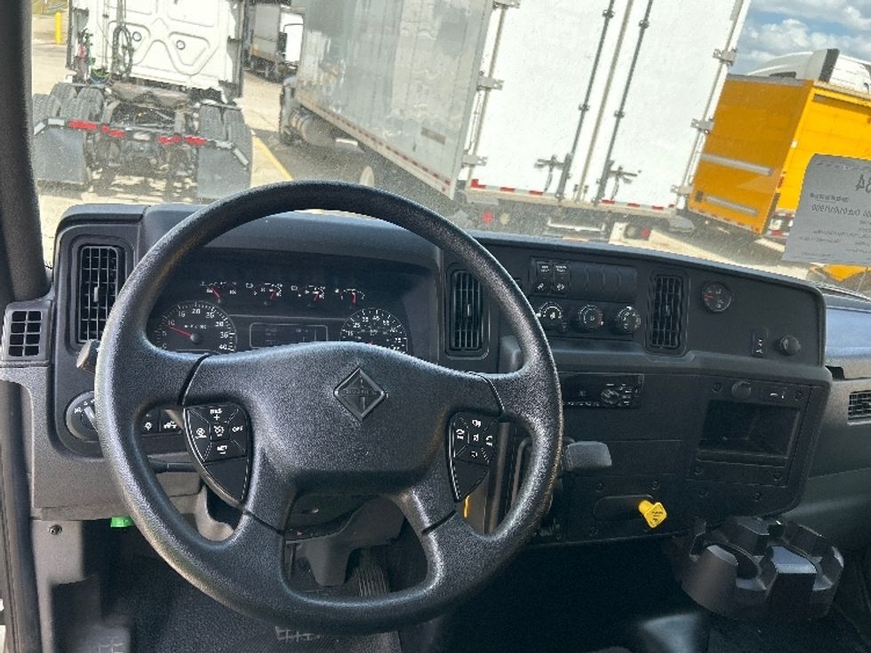 Medium Duty Box Truck-Light and Medium Duty Trucks-International-2020-MV607-Birmingham-AL-98,359\n\t\tmiles-$ 53,000 - Image 18