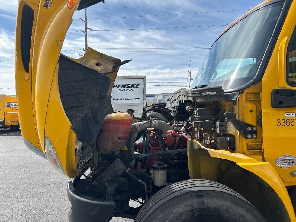 Medium Duty Box Truck-Light and Medium Duty Trucks-International-2020-MV607-Boise-ID-148,517\n\t\tmiles-$ 48,000 - Image 24