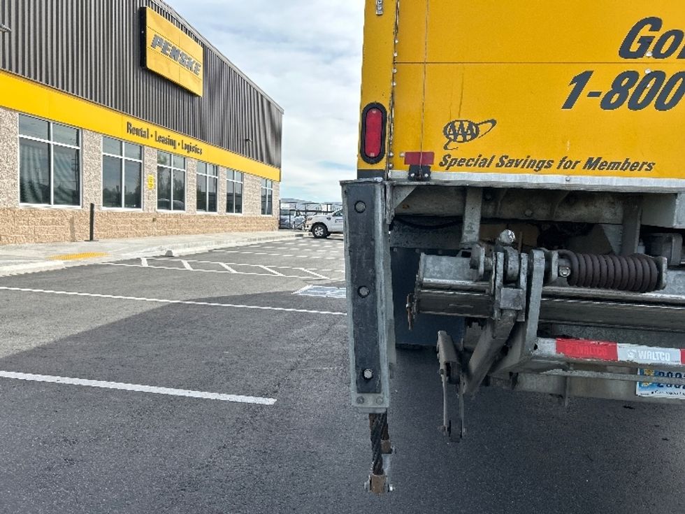 Medium Duty Box Truck-Light and Medium Duty Trucks-International-2020-MV607-Boise-ID-148,517\n\t\tmiles-$ 48,000 - Image 26