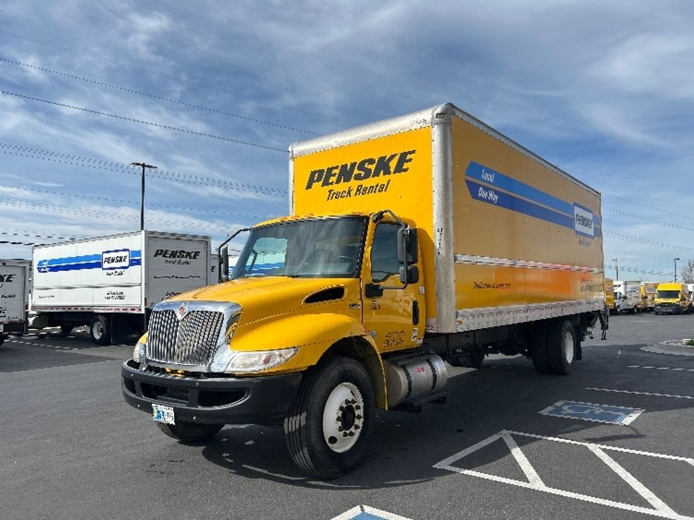 Medium Duty Box Truck-Light and Medium Duty Trucks-International-2020-MV607-Boise-ID-148,517\n\t\tmiles-$ 48,000 - Image 3