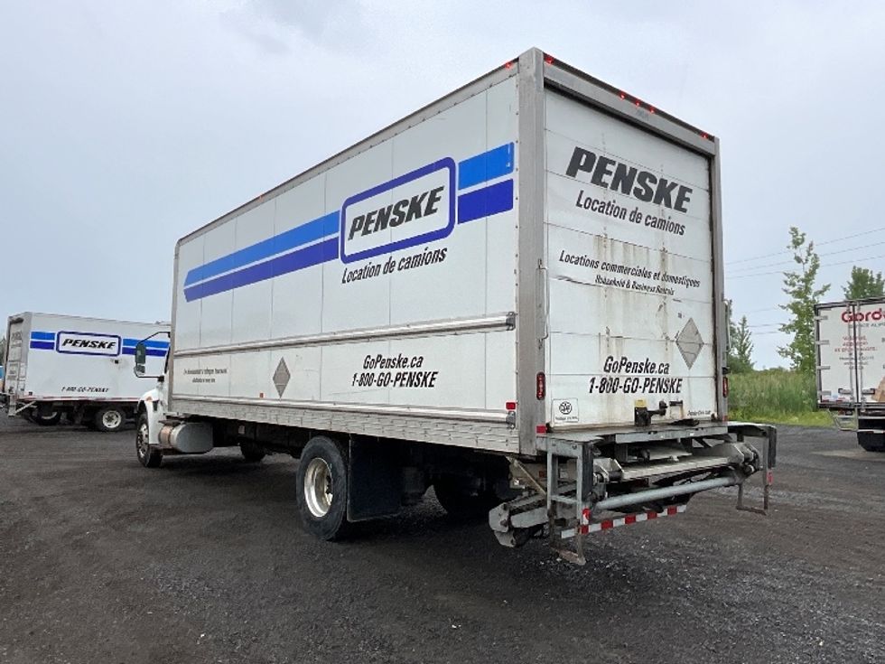 Medium Duty Box Truck-Light and Medium Duty Trucks-International-2020-MV607-Boucherville-PQ-242,395\n\t\tkm-$ 54,500 - Image 6