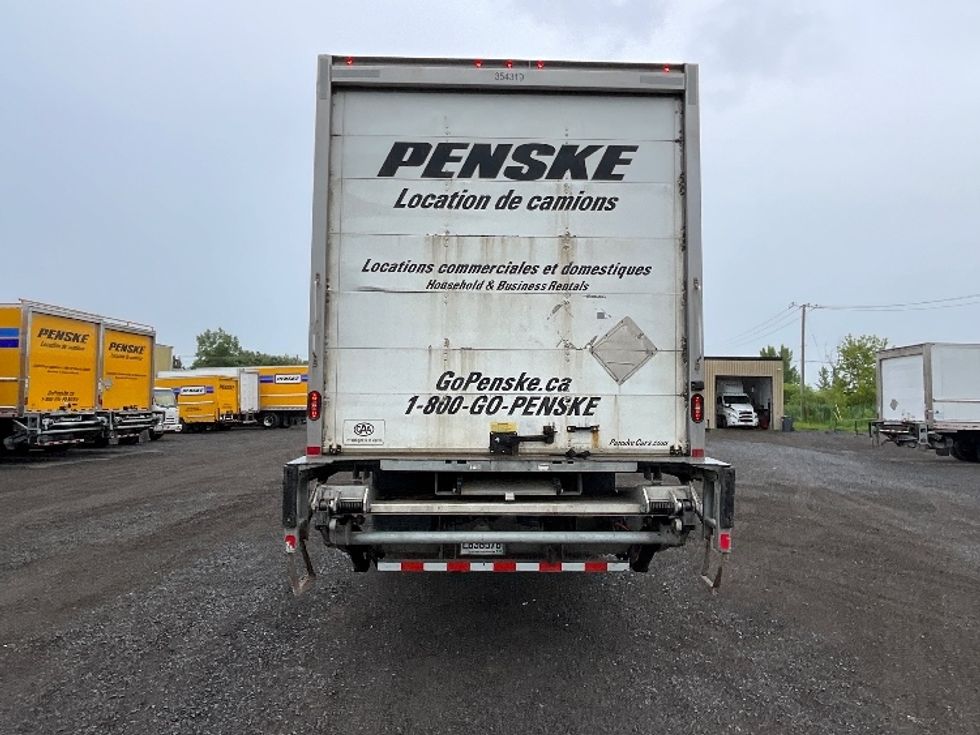Medium Duty Box Truck-Light and Medium Duty Trucks-International-2020-MV607-Boucherville-PQ-242,395\n\t\tkm-$ 54,500 - Image 7