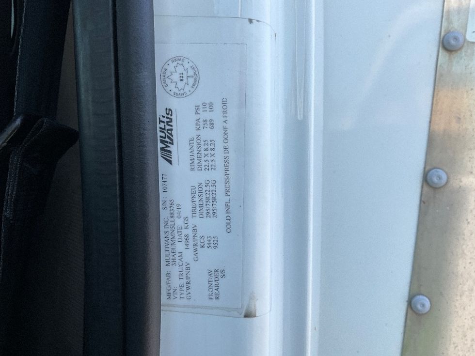 Medium Duty Box Truck-Light and Medium Duty Trucks-International-2020-MV607-Boucherville-PQ-265,216\n\t\tkm-$ 64,500 - Image 25