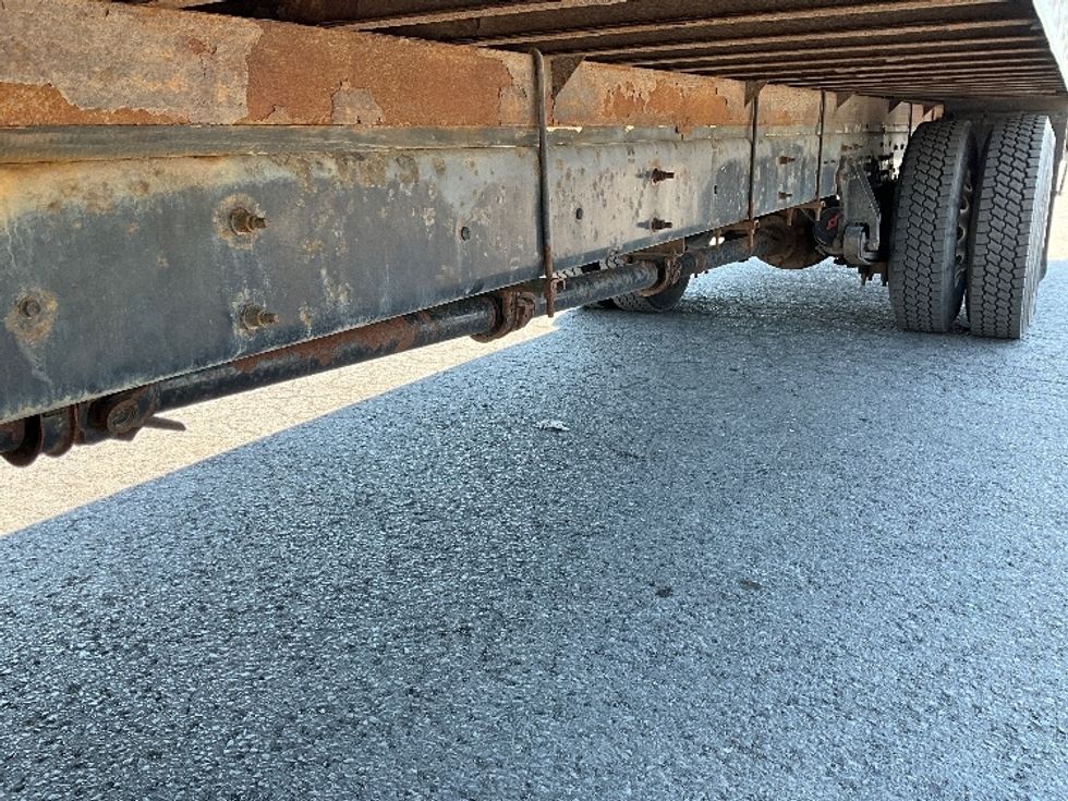 Medium Duty Box Truck-Light and Medium Duty Trucks-International-2020-MV607-Boucherville-PQ-265,216\n\t\tkm-$ 64,500 - Image 5