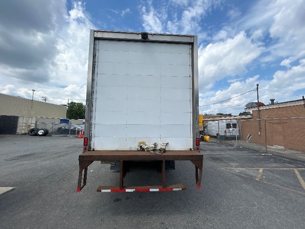 Medium Duty Box Truck-Light and Medium Duty Trucks-International-2020-MV607-Braintree-MA-117,423\n\t\tmiles-$ 49,750 - Image 7