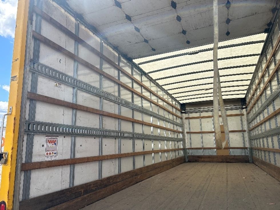 Medium Duty Box Truck-Light and Medium Duty Trucks-International-2020-MV607-Braintree-MA-138,944\n\t\tmiles-$ 49,750 - Image 11